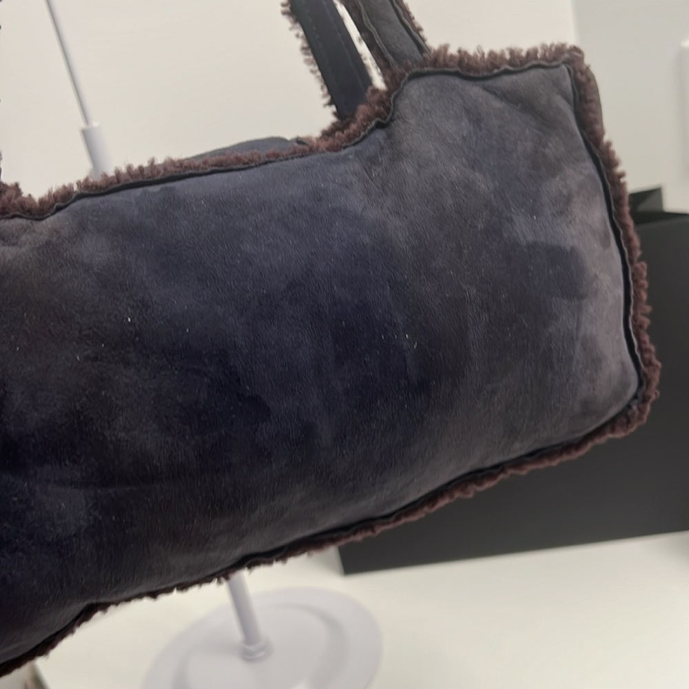 CHANEL Shearling Bag Navy Brown with gunmetal color Hardware 12.5”x6”x2.5” - Picture 8 of 12
